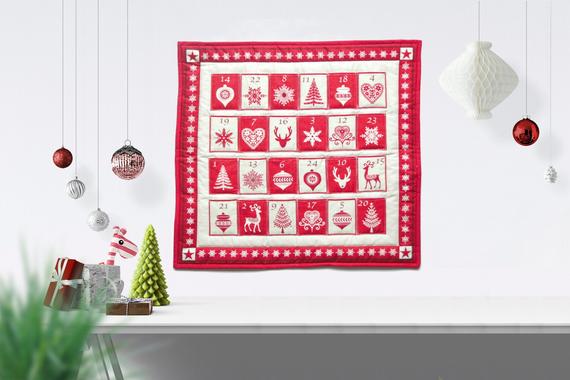 Wand-Adventskalender aus Stoff