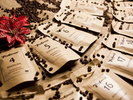 Origineller Adventskalender gefüllt mit Kaffee statt Schokolade