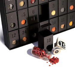 Adventskalender gefüllt mit Gewürzen
